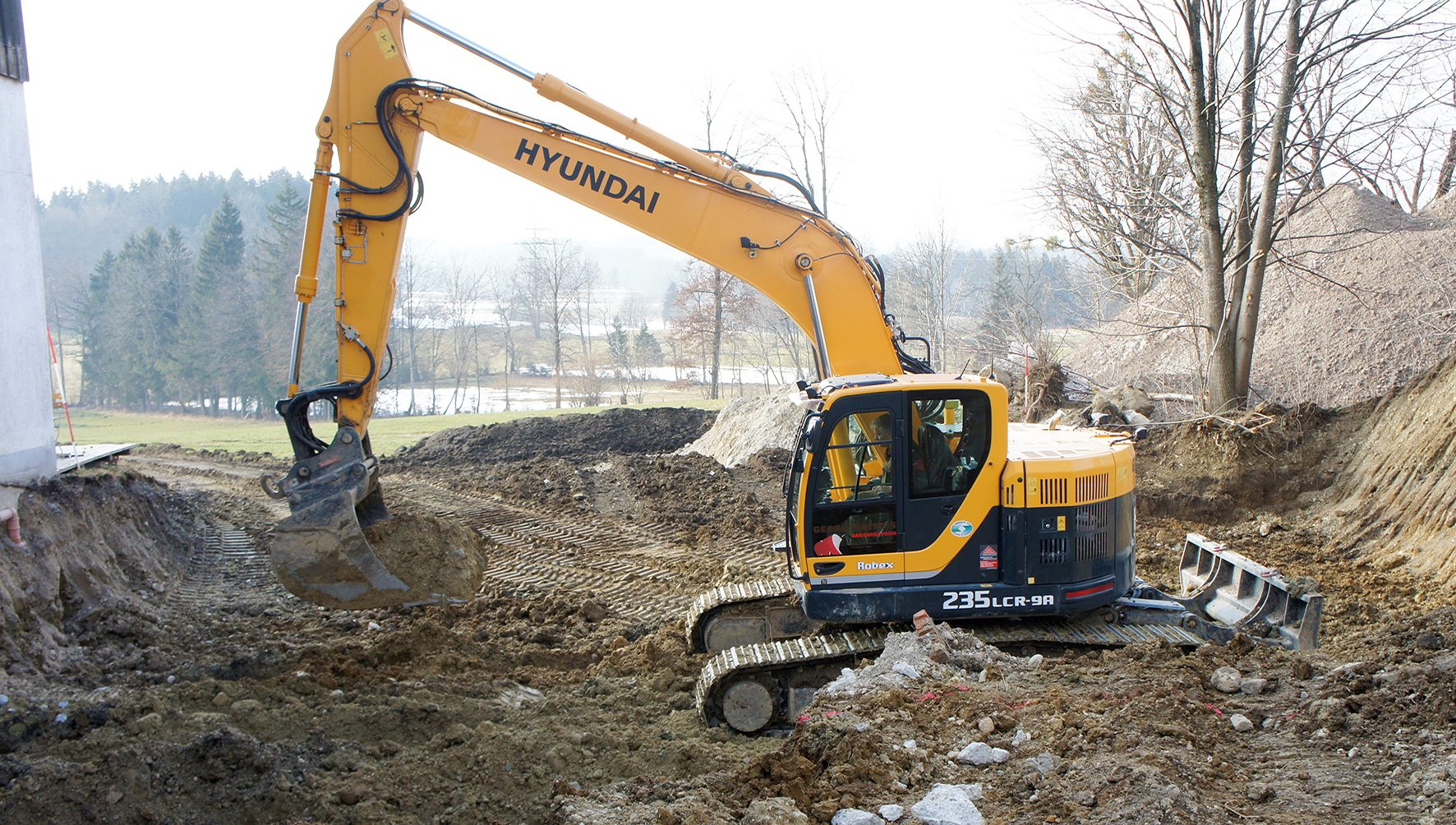 Kettenbagger Hyundai R235